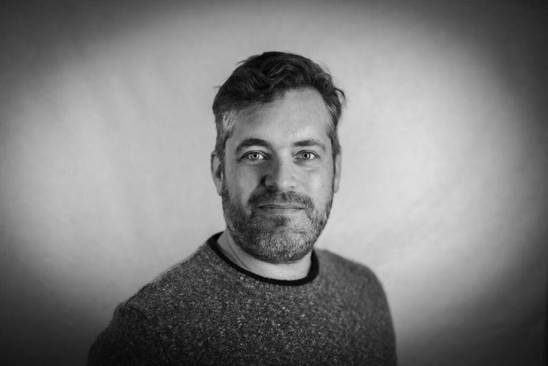 Stijn Verdickt geeft incompany-schrijfopleidingen waarin je sneller overtuigende bedrijfsteksten leert schrijven.